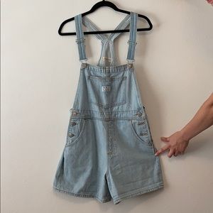 Levi’s light wash overalls